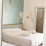Otel Diamante Colazione Xl Parcheggio Gratis A 5 Chilometri Da Fiera