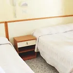 Otel Diamante Colazione Xl Parcheggio Gratis A 5 Chilometri Da Fiera