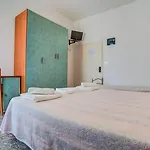 Diamante Colazione Xl Parcheggio Gratis A 5 Chilometri Da Fiera Otel 3*