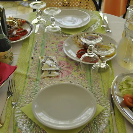 Diamante Colazione Xl Parcheggio Gratis A 5 Chilometri Da Fiera 3*