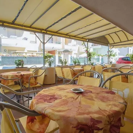 Ξενοδοχείο Diamante Colazione Xl Parcheggio Gratis A 5 Chilometri Da Fiera 3*