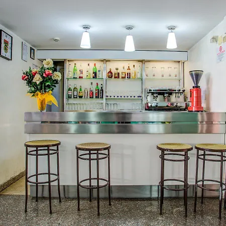 Diamante Colazione Xl Parcheggio Gratis A 5 Chilometri Da Fiera 3*