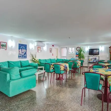 Diamante Colazione Xl Parcheggio Gratis A 5 Chilometri Da Fiera