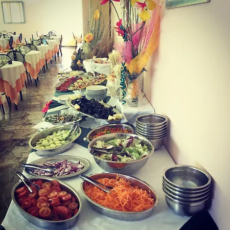 Diamante Colazione Xl Parcheggio Gratis A 5 Chilometri Da Fiera 3*