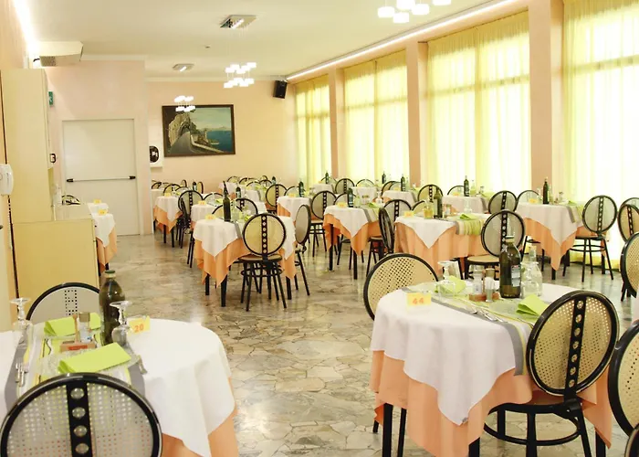 Diamante Colazione Xl Parcheggio Gratis A 5 Chilometri Da Fiera