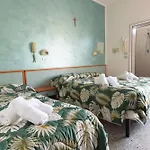 Diamante Colazione Xl Parcheggio Gratis A 5 Chilometri Da Fiera Ρίμινι