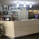 Diamante Colazione Xl Parcheggio Gratis A 5 Chilometri Da Fiera Ξενοδοχείο 3*