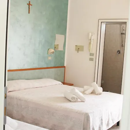 فندق Diamante Colazione Xl Parcheggio Gratis A 5 Chilometri Da Fiera