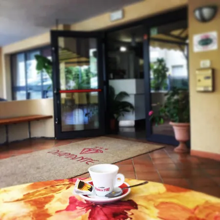 Diamante 5 Minuti Dalla Fiera Di Otel 3*