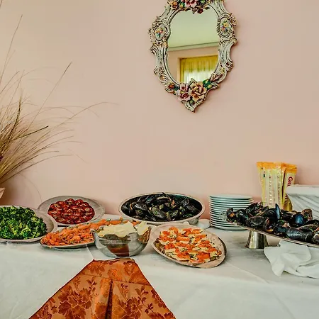 Otel Diamante 5 Minuti Dalla Fiera Di 3*